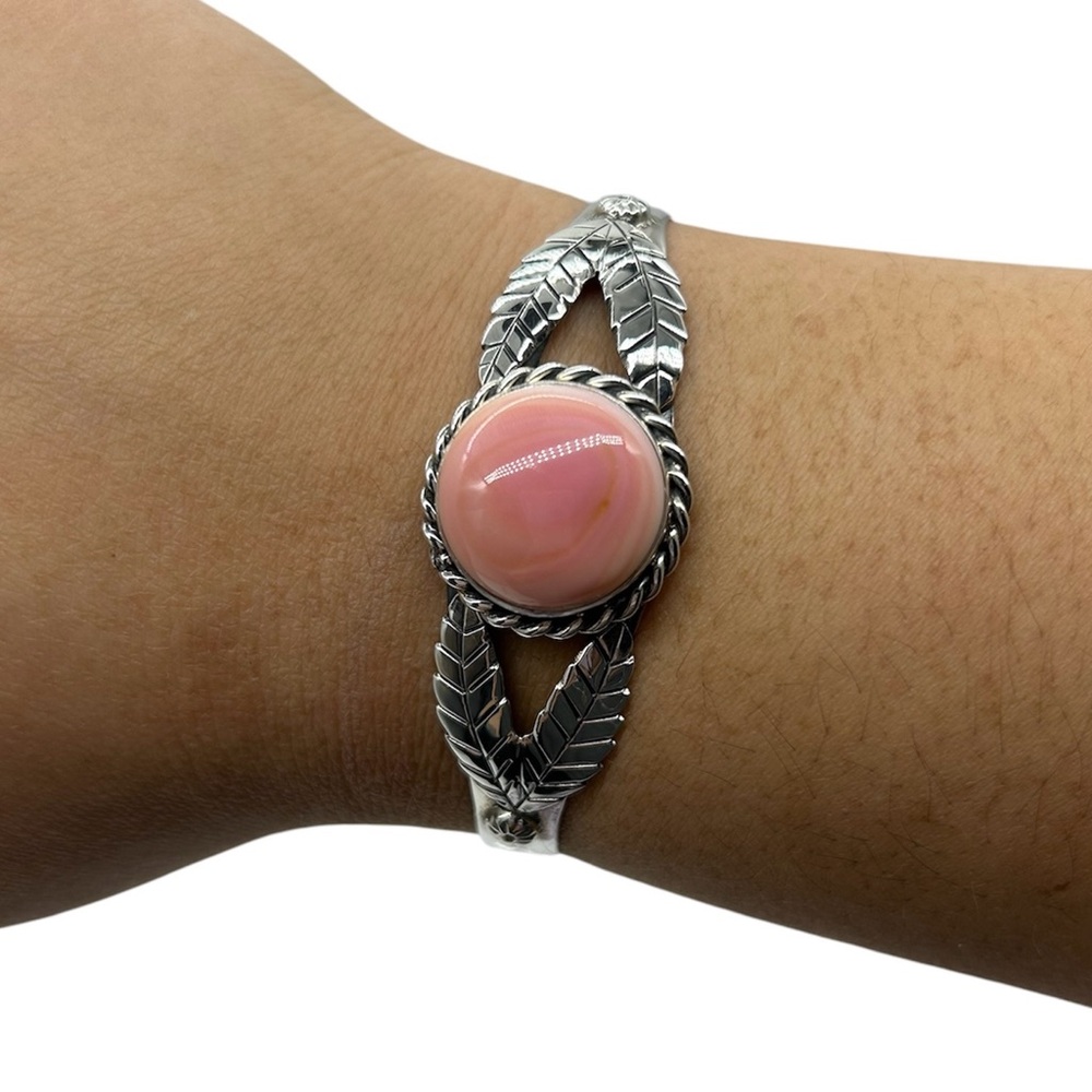 925 Sterling Silver Pink Conch Cuff Bracelet 7.25 Wide